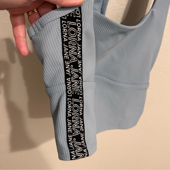 Lorna Jane Willpower Women's Ribbed Mirror Blue Tank Sports Bra Size Small - Picture 2 of 5